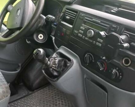 Белый Форд Транзит, объемом двигателя 2.2 л и пробегом 225 тыс. км за 11000 $, фото 6 на Automoto.ua