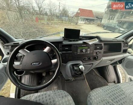 Білий Форд Транзит, об'ємом двигуна 2.2 л та пробігом 197 тис. км за 15500 $, фото 10 на Automoto.ua