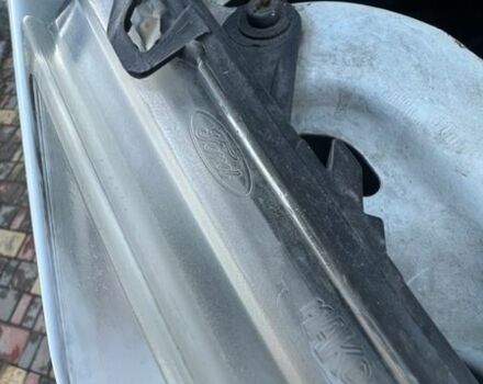 Білий Форд Транзит, об'ємом двигуна 2.2 л та пробігом 330 тис. км за 8950 $, фото 85 на Automoto.ua