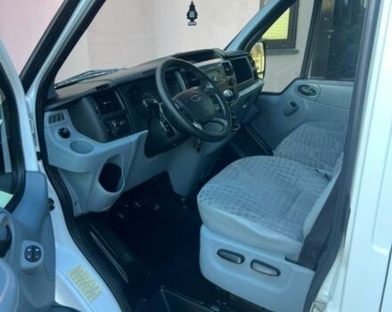 Білий Форд Транзит, об'ємом двигуна 2.2 л та пробігом 330 тис. км за 8950 $, фото 43 на Automoto.ua