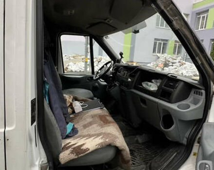 Білий Форд Транзит, об'ємом двигуна 2.2 л та пробігом 555 тис. км за 8900 $, фото 5 на Automoto.ua