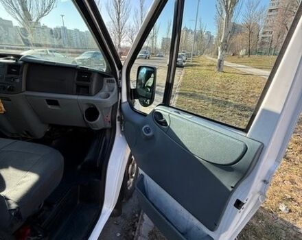 Белый Форд Транзит, объемом двигателя 2.2 л и пробегом 296 тыс. км за 10500 $, фото 16 на Automoto.ua
