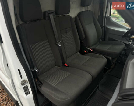 Білий Форд Транзит, об'ємом двигуна 2.2 л та пробігом 268 тис. км за 11000 $, фото 45 на Automoto.ua