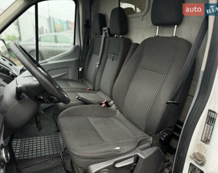 Білий Форд Транзит, об'ємом двигуна 2.2 л та пробігом 268 тис. км за 11000 $, фото 35 на Automoto.ua