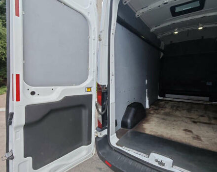 Белый Форд Транзит, объемом двигателя 2.2 л и пробегом 326 тыс. км за 13000 $, фото 5 на Automoto.ua