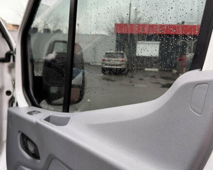 Белый Форд Транзит, объемом двигателя 2.2 л и пробегом 325 тыс. км за 12000 $, фото 8 на Automoto.ua