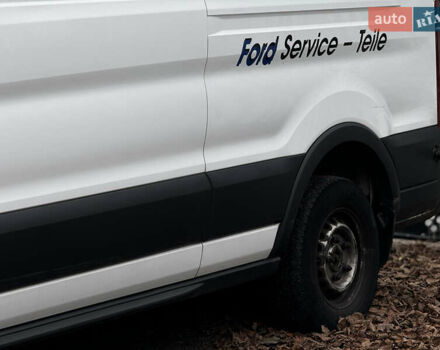 Білий Форд Транзит, об'ємом двигуна 2.2 л та пробігом 268 тис. км за 11000 $, фото 7 на Automoto.ua