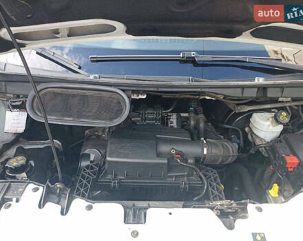 Белый Форд Транзит, объемом двигателя 2.2 л и пробегом 326 тыс. км за 13000 $, фото 15 на Automoto.ua