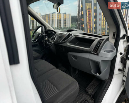 Білий Форд Транзит, об'ємом двигуна 2.2 л та пробігом 268 тис. км за 11000 $, фото 30 на Automoto.ua