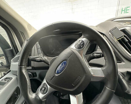 Белый Форд Транзит, объемом двигателя 2.2 л и пробегом 275 тыс. км за 12000 $, фото 4 на Automoto.ua