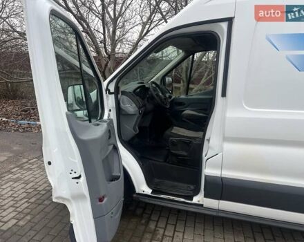 Белый Форд Транзит, объемом двигателя 2.2 л и пробегом 471 тыс. км за 9500 $, фото 2 на Automoto.ua