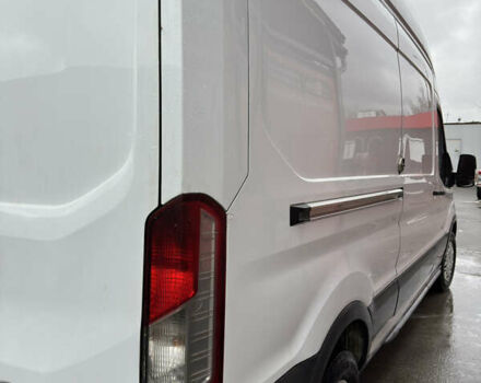 Белый Форд Транзит, объемом двигателя 2.2 л и пробегом 325 тыс. км за 12000 $, фото 11 на Automoto.ua