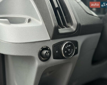 Білий Форд Транзит, об'ємом двигуна 2.2 л та пробігом 268 тис. км за 11000 $, фото 34 на Automoto.ua