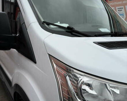 Белый Форд Транзит, объемом двигателя 2.2 л и пробегом 325 тыс. км за 12000 $, фото 9 на Automoto.ua