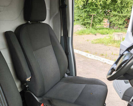 Белый Форд Транзит, объемом двигателя 2.2 л и пробегом 326 тыс. км за 13000 $, фото 12 на Automoto.ua