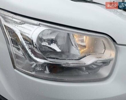 Білий Форд Транзит, об'ємом двигуна 0 л та пробігом 291 тис. км за 14999 $, фото 17 на Automoto.ua