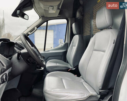 Білий Форд Транзит, об'ємом двигуна 3.73 л та пробігом 223 тис. км за 10900 $, фото 18 на Automoto.ua