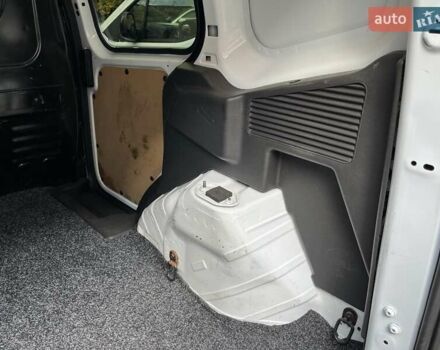 Білий Форд Транзит, об'ємом двигуна 1.5 л та пробігом 193 тис. км за 7900 $, фото 13 на Automoto.ua