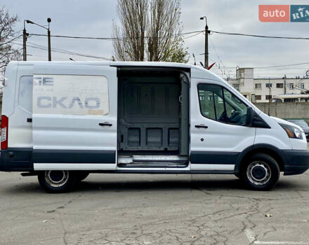 Білий Форд Транзит, об'ємом двигуна 3.73 л та пробігом 223 тис. км за 11200 $, фото 4 на Automoto.ua