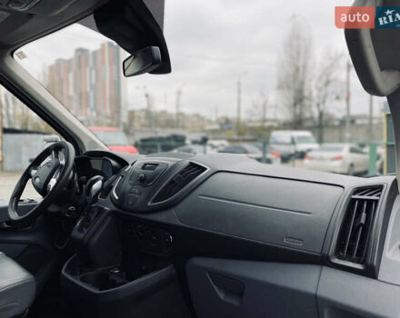 Білий Форд Транзит, об'ємом двигуна 3.73 л та пробігом 223 тис. км за 10900 $, фото 22 на Automoto.ua