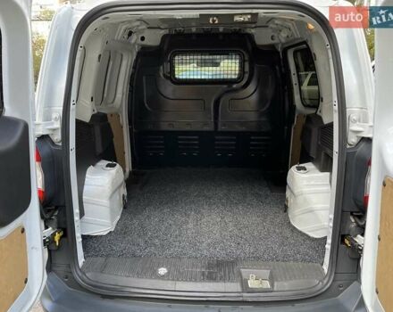 Білий Форд Транзит, об'ємом двигуна 1.5 л та пробігом 193 тис. км за 7900 $, фото 12 на Automoto.ua