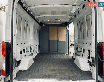 Білий Форд Транзит, об'ємом двигуна 3.73 л та пробігом 223 тис. км за 10900 $, фото 6 на Automoto.ua