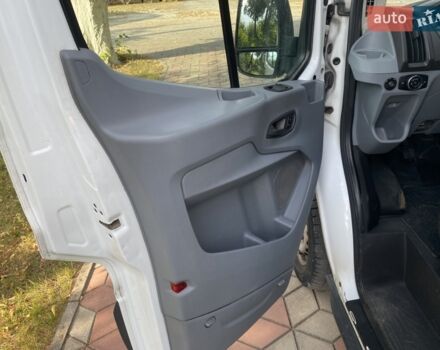 Білий Форд Транзит, об'ємом двигуна 2.2 л та пробігом 440 тис. км за 10900 $, фото 14 на Automoto.ua