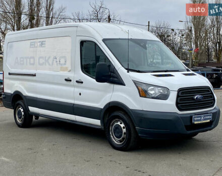 Білий Форд Транзит, об'ємом двигуна 3.73 л та пробігом 223 тис. км за 11200 $, фото 2 на Automoto.ua