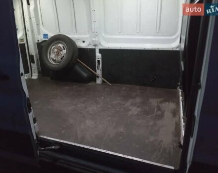 Білий Форд Транзит, об'ємом двигуна 2.2 л та пробігом 294 тис. км за 14500 $, фото 10 на Automoto.ua