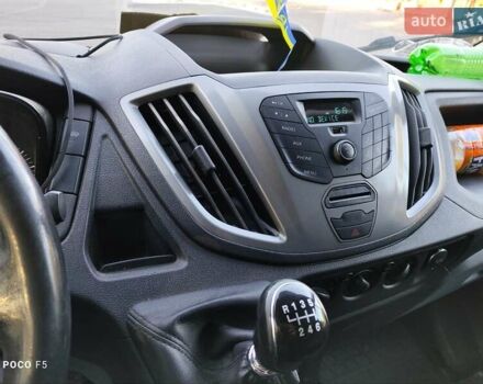 Білий Форд Транзит, об'ємом двигуна 2.2 л та пробігом 260 тис. км за 13000 $, фото 7 на Automoto.ua