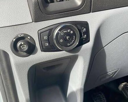 Белый Форд Транзит, объемом двигателя 2 л и пробегом 230 тыс. км за 15000 $, фото 4 на Automoto.ua