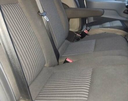 Белый Форд Транзит, объемом двигателя 2 л и пробегом 248 тыс. км за 15000 $, фото 10 на Automoto.ua