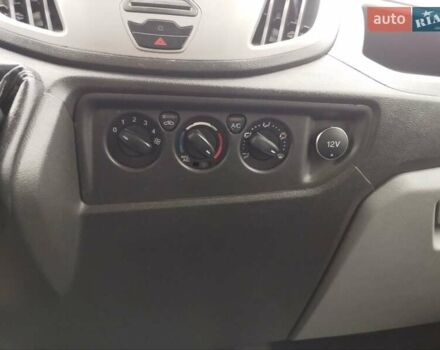 Белый Форд Транзит, объемом двигателя 2 л и пробегом 248 тыс. км за 15000 $, фото 16 на Automoto.ua