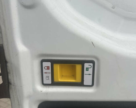 Білий Форд Транзит, об'ємом двигуна 2 л та пробігом 235 тис. км за 16000 $, фото 7 на Automoto.ua