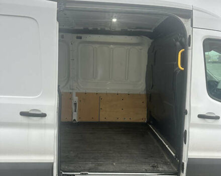 Білий Форд Транзит, об'ємом двигуна 2 л та пробігом 235 тис. км за 16000 $, фото 4 на Automoto.ua