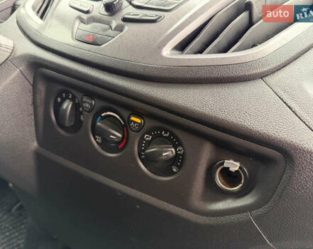 Білий Форд Транзит, об'ємом двигуна 2 л та пробігом 180 тис. км за 17500 $, фото 27 на Automoto.ua