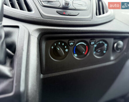 Белый Форд Транзит, объемом двигателя 2 л и пробегом 153 тыс. км за 18200 $, фото 27 на Automoto.ua