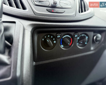 Белый Форд Транзит, объемом двигателя 0 л и пробегом 153 тыс. км за 18200 $, фото 23 на Automoto.ua