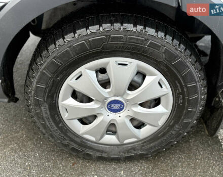 Белый Форд Транзит, объемом двигателя 0 л и пробегом 153 тыс. км за 18200 $, фото 11 на Automoto.ua