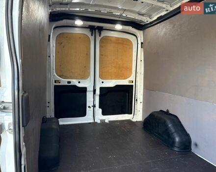Белый Форд Транзит, объемом двигателя 2 л и пробегом 270 тыс. км за 15299 $, фото 12 на Automoto.ua