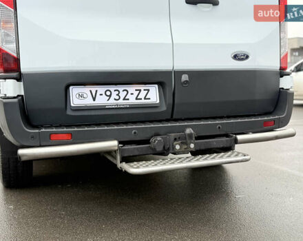 Белый Форд Транзит, объемом двигателя 0 л и пробегом 153 тыс. км за 18200 $, фото 7 на Automoto.ua