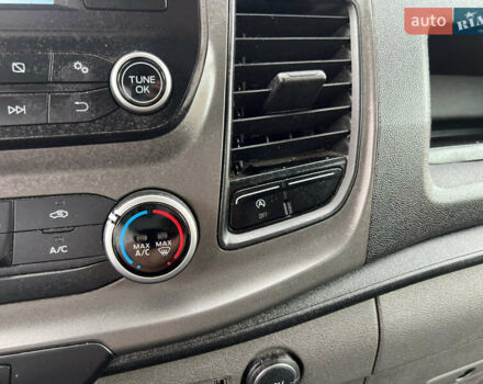 Белый Форд Транзит, объемом двигателя 2 л и пробегом 254 тыс. км за 17555 $, фото 18 на Automoto.ua