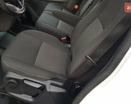 Белый Форд Транзит, объемом двигателя 2 л и пробегом 208 тыс. км за 15800 $, фото 13 на Automoto.ua