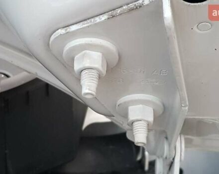 Белый Форд Транзит, объемом двигателя 2 л и пробегом 208 тыс. км за 15800 $, фото 38 на Automoto.ua