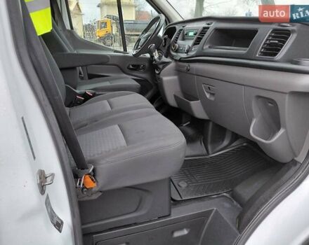 Белый Форд Транзит, объемом двигателя 2 л и пробегом 328 тыс. км за 19600 $, фото 55 на Automoto.ua