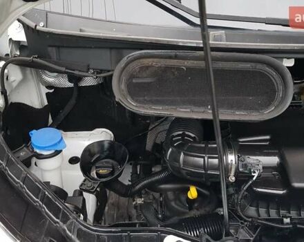 Белый Форд Транзит, объемом двигателя 2 л и пробегом 208 тыс. км за 15800 $, фото 34 на Automoto.ua