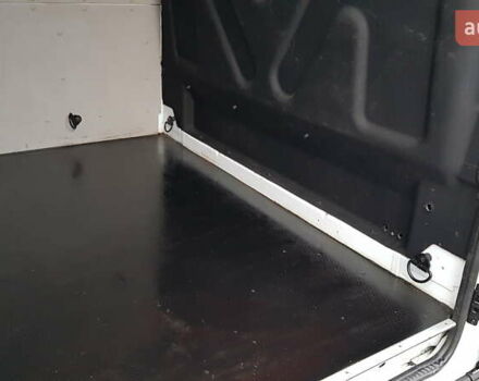 Белый Форд Транзит, объемом двигателя 2 л и пробегом 208 тыс. км за 15800 $, фото 31 на Automoto.ua