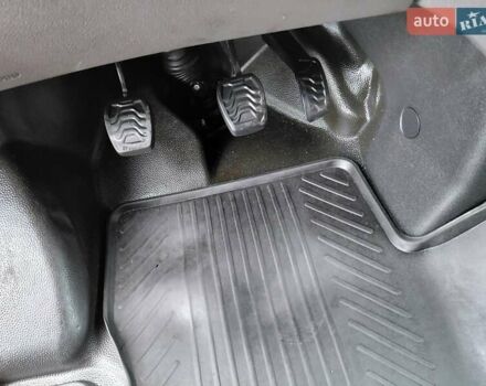 Білий Форд Транзит, об'ємом двигуна 2 л та пробігом 243 тис. км за 15600 $, фото 55 на Automoto.ua