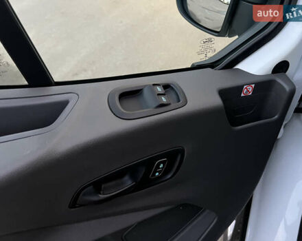 Белый Форд Транзит, объемом двигателя 2 л и пробегом 210 тыс. км за 16999 $, фото 10 на Automoto.ua