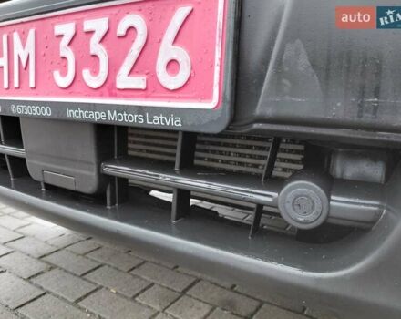 Белый Форд Транзит, объемом двигателя 2 л и пробегом 328 тыс. км за 19600 $, фото 93 на Automoto.ua